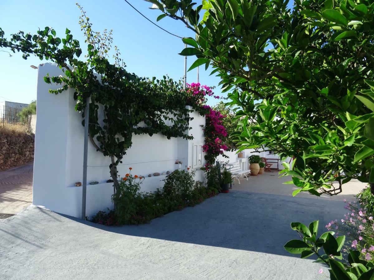 Matilda Milos - Cycladic Living Διαμέρισμα Τριοβάσαλος Εξωτερικό φωτογραφία